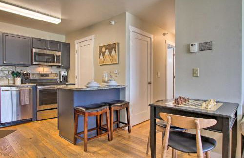 Cozy Montana Condo with Walk to Big Sky Resort! - Foto 2