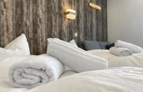 RR - Charming Apartment - Balcony - WIFI - Kitchen - Foto 2