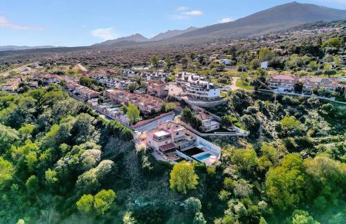 Villa de lujo de piedra, Cine para niños, Vistas, Piscina - Foto 15