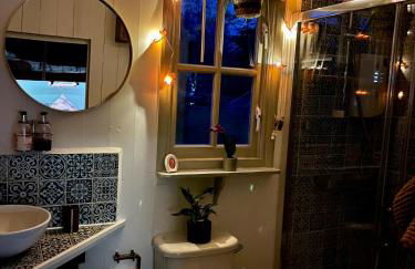 Mountbatten Shepherds hut & Buckhurst Shepherds hut - Foto 23