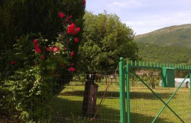 Chalet Επισκοπικό Ιωάννινα Ξύλινο σπίτι σε κτήμα - Foto 15