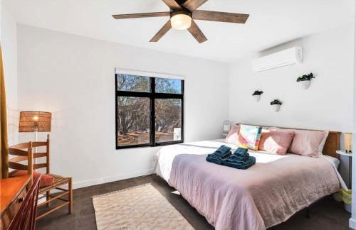 Cozy Fresh Desert Hideaway, 5 mins to Joshua Tree - Foto 17