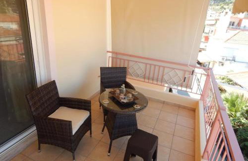 Angela s Apartment With Beautiful Balcony View - Photo 77