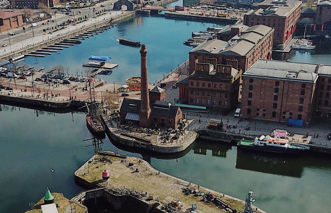 Travel Curious: Le lieu de naissance des Beatles - Visite privée à pied - Photo 8