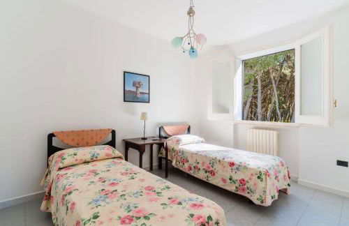 Intera casa ad uso esclusivo con 3 camere 2 bagni giardino wifi parcheggio lavatrice microonde barbecue macchina caffè - Foto 14