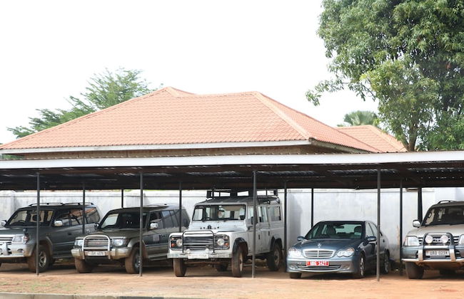 Hope's Apartments - Photo 18