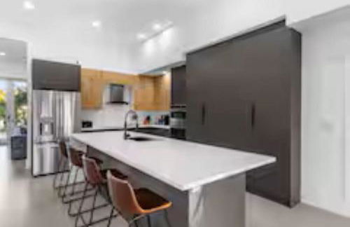 Unique Private Racing Track Villa in Miami Cinema - Foto 17