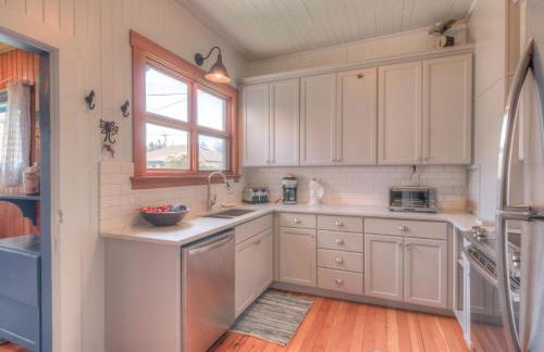 Byers Boathouse on the Prom - Meredith Lodging - Foto 16