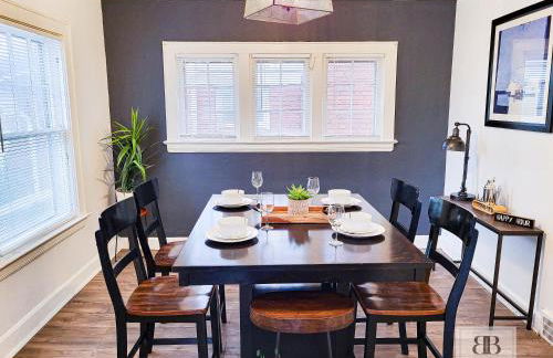 KingBed15 Mins to DTWN, 3 miles to CLE Clinic & CWRU - Foto 11