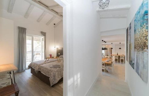 Awesome Home In Crklada With Wifi - Photo 21