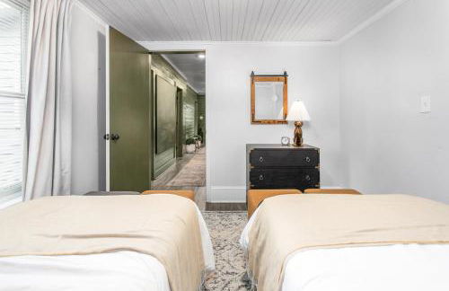 Cozy 3BD with Air Hockey, BBQ - Near Duke University - Foto 42