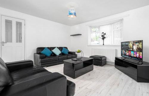 Modern 4 bedroom home ideal for Contractors, Groups and families ,FREE parking for multiple vehicle's - Foto 16