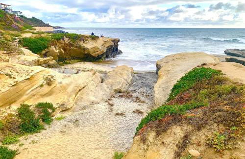 Sunset Cliffs Oceanfront Oasis, San Diego - Stunning Views & Ocean Sounds - Photo 24