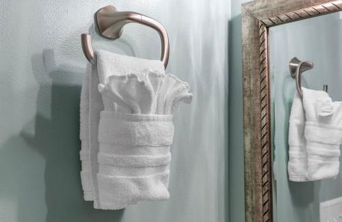 Newly Renovated Condo with Beach access steps away - Foto 9