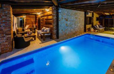 Rustic villa Radosic with indoor pool - Foto 9