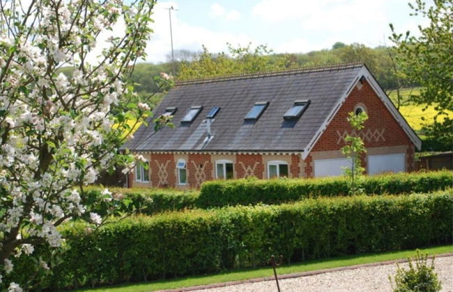 Cottage Sleeps 4 - Pet Friendly w Free Parking - Foto 12