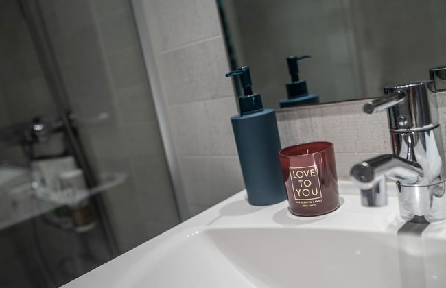 1 Bedroom Short walk to main street - Foto 13