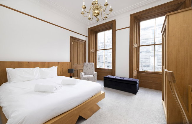 JOIVY 5 Bedroom Apt Near Meadows & George Square - Foto 51