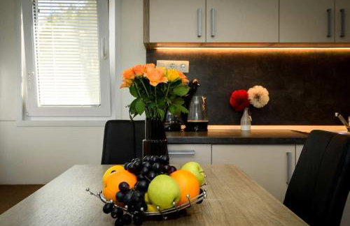 Cozy and Chic Little House with pool Ivinj - 5 - Foto 14