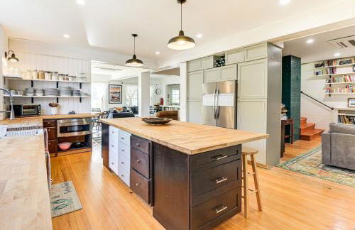 Historic Bar Harbor Home about 2 Blocks to Main St! - Foto 9