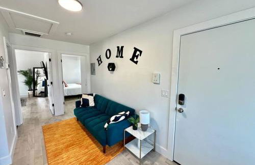 Comfy NJ 2BR Close to Airport, Dream Mall & NYC - Foto 12