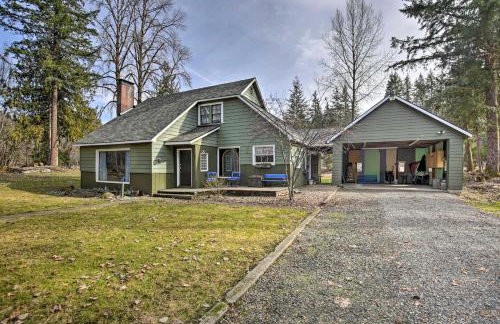 Remote Escape Riverside Home with Scenic Views - Photo 32