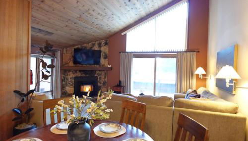 2BR 2BA Spacious Townhome Sleeps 6 with Spa Sauna - Foto 2