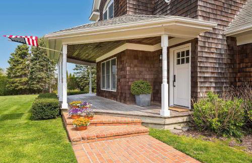 Stunning luxury Retreat I Wineries & Fall Farm Fun - Photo 53