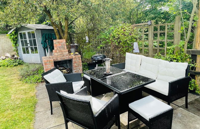 5 Bedrooms/sleeps 10-12/free Wifi & Parking/garden - Foto 21