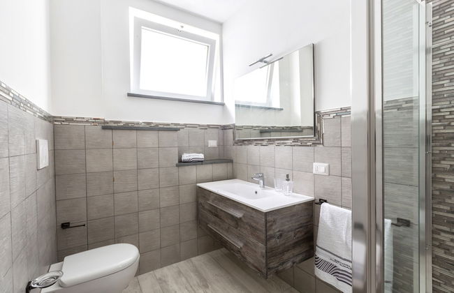 New & Stylish two Bedroom Apartment with Balconies - Foto 22