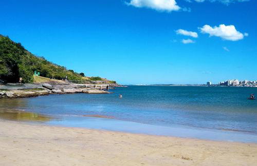 Edf Gil Nogueira - Praia do Morro - GUARAPARI - ES - Brasil - 4º Andar TELA Proteção - FRENTE Sol Manhã - 02 quartos com Split - WIFI - Varanda Gourmet com CHURRASQUEIRA - 02 elevadores - 01 Vaga - PISCINA - Sauna - Portaria 24 HRS - 50m da Praia do Morro - Photo 46