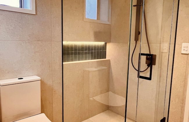 Watermark Studio Apartments - Photo 22