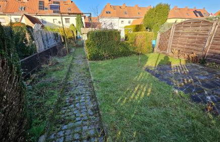 Haus (1. Etage+DG) mit Garten - Foto 13