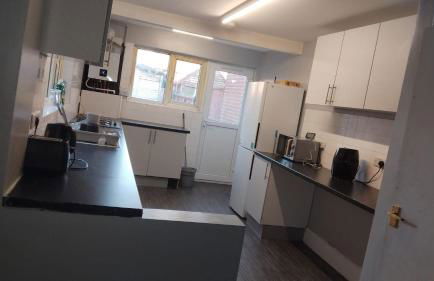 Central 4 Bed Home in Eastleigh! - Foto 10