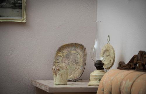 Antique Apartment - Photo 19
