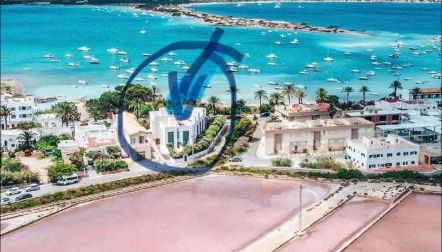 LUXURY House with Stunning Sea Views - Ses Salines - Foto 5