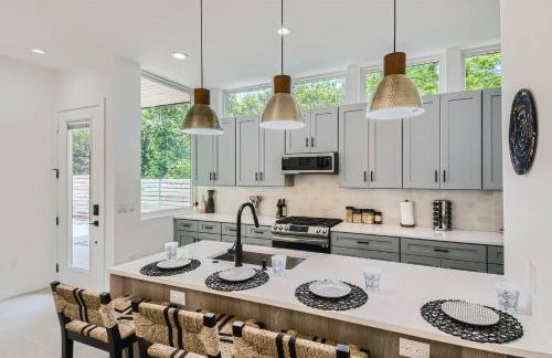 High-End 7 BDRM I Downtown Austin I Pool/Game Room - Foto 12