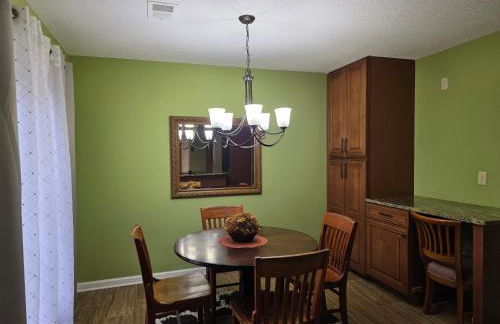 6BR in Suburban area close to Freeway and Galeria - Foto 37