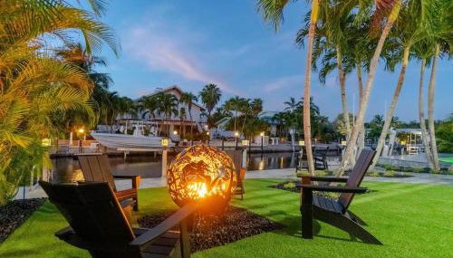 Villa Franchella - Waterfront Luxury Home, Pool, 45 Dock - Foto 2