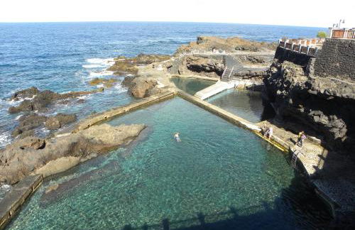 Apartamento en piscinas naturales. - Foto 1