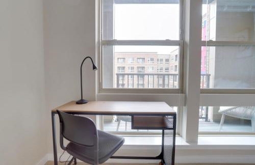 Fun & Comfort Await: Apartment at Alexandria - Foto 8