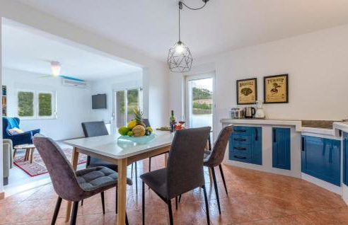 Villa Ume - heated pool, sauna, volleyball court - Photo 26