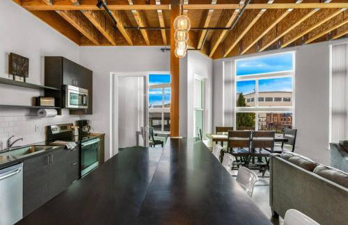 Brand New Condo in Downtown Bremerton - Foto 25