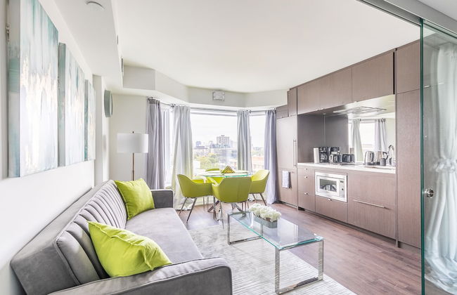 Charming Yorkville Condos - Photo 23