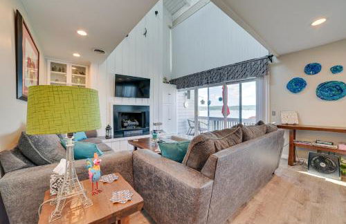 Luxury Lakefront Boyne City Townhome with Views! - Foto 4