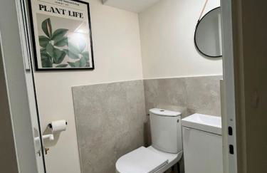 La provence avec piscine privative en campagne - Photo 5