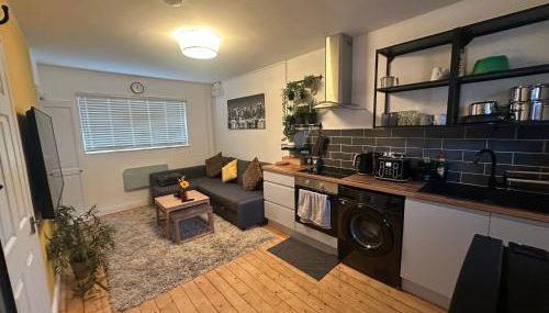 1a Woodlands Edge - Foto 1