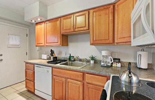 Serene 1BR Apt in Peaceful Community - Salem 2B - Foto 4