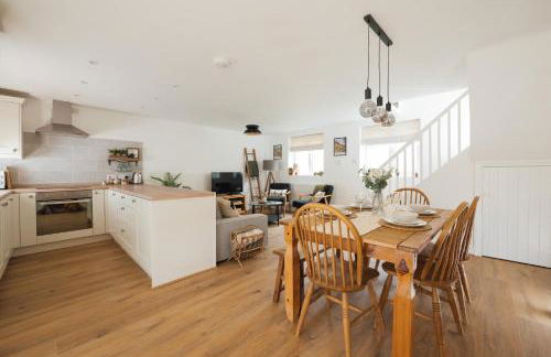 Cosy Cotswolds Getaway - Stow-on-the-Wold - Eagle Cottage - Photo 1