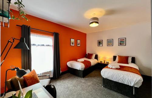 Oxford House - Great for Contractors or Family Holidays - Photo 1